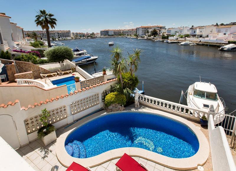 2009 Casa San Maurici Con Piscina By Homeselectspain Empuriabrava Ngoại thất bức ảnh